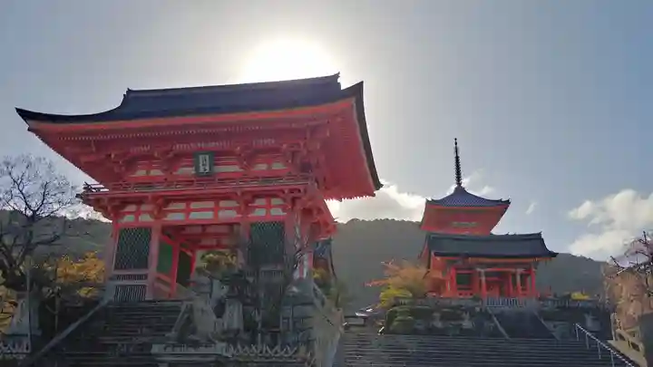 清水寺の山門・神門