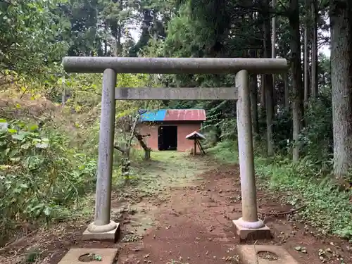 三峯神社の鳥居