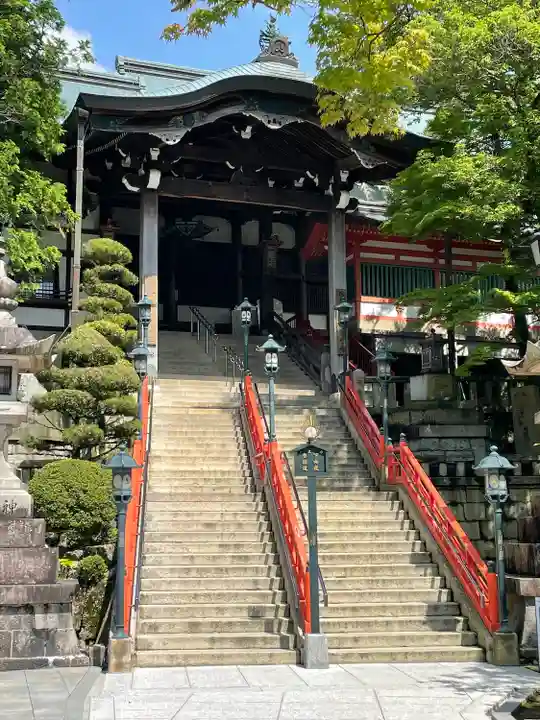 朝護孫子寺の本殿・本堂