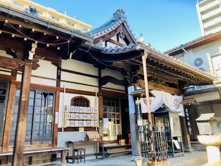 稲園山 七寺の本殿・本堂