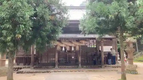 玉作湯神社の本殿