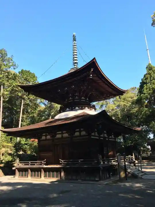 石山寺の{uncategorized: "未分類", other: "その他", undefined: "問題あり", building: "その他建物", grave: "お墓", sacred_gate: "鳥居", guardian: "狛犬", statue: "像", buddha: "仏像", history: "歴史", nature: "自然", garden: "庭園", animal: "動物", pagoda: "塔", temizu: "手水舎", mountain_gate: "山門・神門", sanctuary: "本殿・本堂", subordinate: "末社・摂社", art: "芸術", scenery: "景色", jizo: "地蔵", ema: "絵馬", goshuin: "御朱印", omikuji: "おみくじ", items: "授与品その他", amulet: "お守り", goshuincho: "御朱印帳", eats: "食事", festival: "お祭り", votive_dance: "神楽", shichigosan: "七五三参", wedding: "結婚式", experience: "体験その他", initially: "初詣", around: "周辺", anti_infection: "感染症対策"}