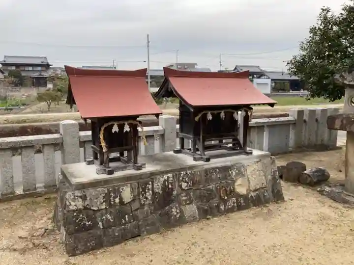 素鵞神社の末社・摂社
