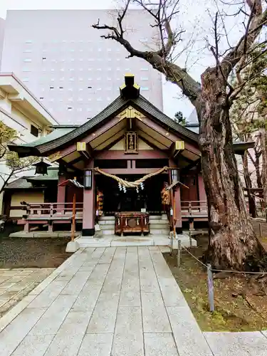 三吉神社の本殿・本堂
