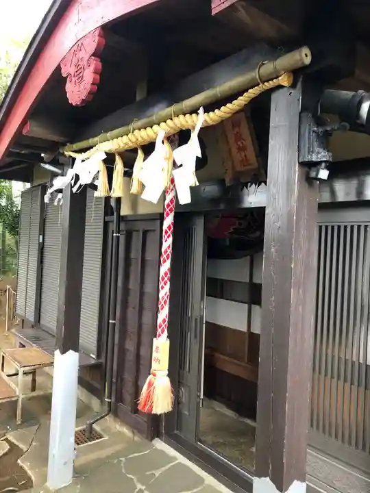 横浜御嶽神社の本殿・本堂