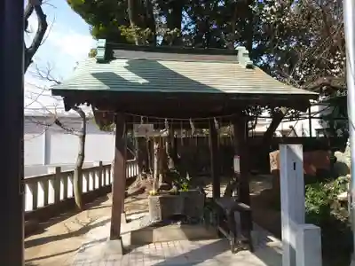 柏諏訪神社の手水舎