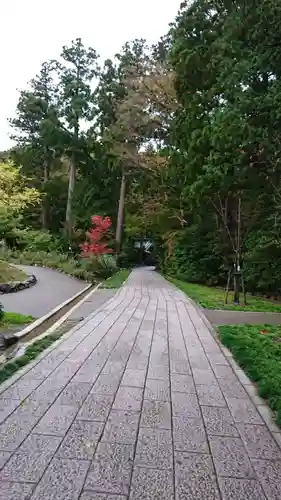 彌彦神社の建物その他