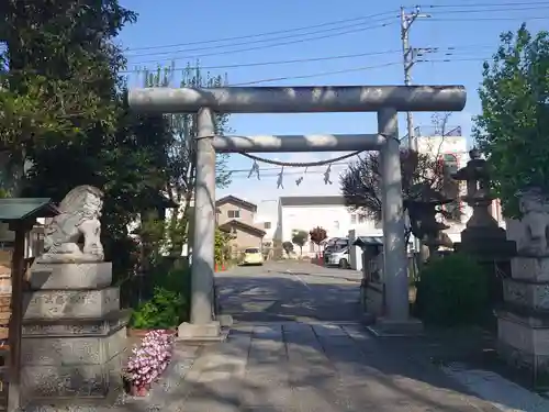 伊勢崎神社の鳥居