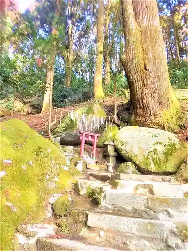 脊振神社の建物その他