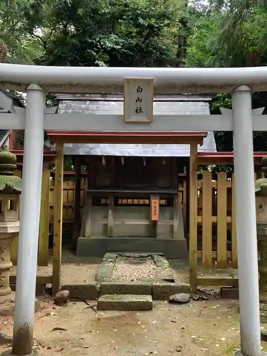 土呂八幡宮の末社・摂社