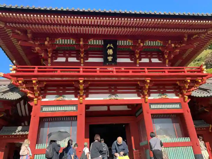 鶴岡八幡宮の本殿・本堂