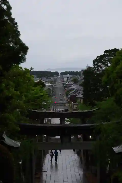 宮地嶽神社の{uncategorized: "未分類", other: "その他", undefined: "問題あり", building: "その他建物", grave: "お墓", sacred_gate: "鳥居", guardian: "狛犬", statue: "像", buddha: "仏像", history: "歴史", nature: "自然", garden: "庭園", animal: "動物", pagoda: "塔", temizu: "手水舎", mountain_gate: "山門・神門", sanctuary: "本殿・本堂", subordinate: "末社・摂社", art: "芸術", scenery: "景色", jizo: "地蔵", ema: "絵馬", goshuin: "御朱印", omikuji: "おみくじ", items: "授与品その他", amulet: "お守り", goshuincho: "御朱印帳", eats: "食事", festival: "お祭り", votive_dance: "神楽", shichigosan: "七五三参", wedding: "結婚式", experience: "体験その他", initially: "初詣", around: "周辺", anti_infection: "感染症対策"}