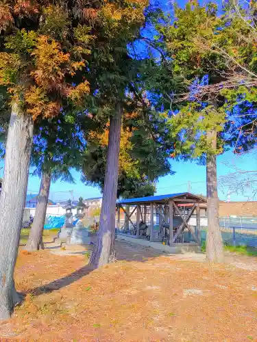 貝津神社の末社・摂社