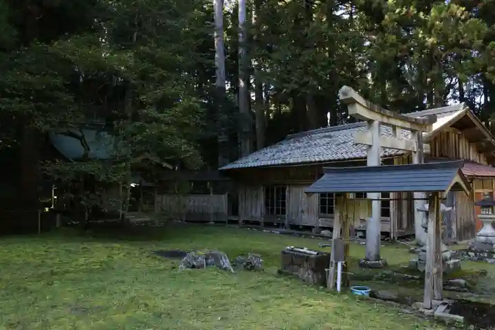 日吉神社 (朽木地子原)(滋賀県)