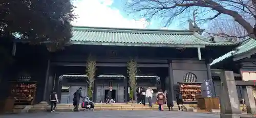湯島聖堂の山門・神門