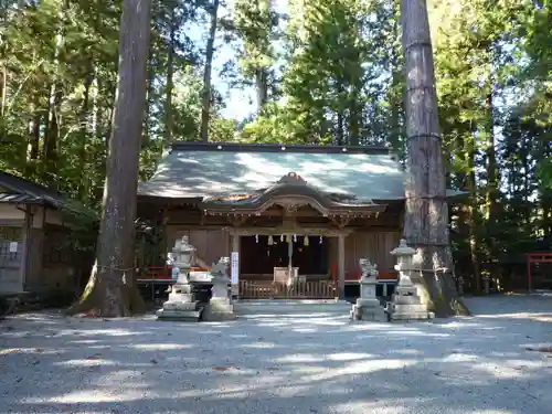 御杖神社の本殿