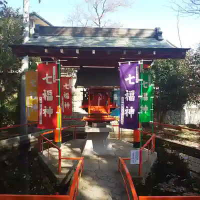 尾曳稲荷神社の末社・摂社