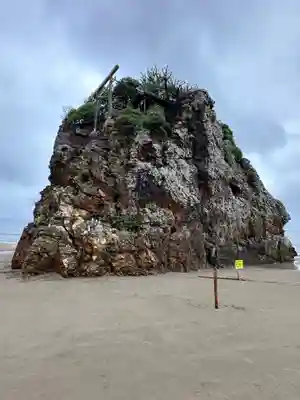 稲佐の浜 弁天島(島根県)