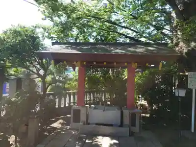 前川神社の手水舎