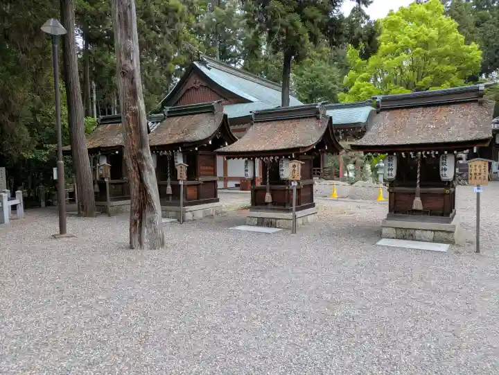建部大社の{uncategorized: "未分類", other: "その他", undefined: "問題あり", building: "その他建物", grave: "お墓", sacred_gate: "鳥居", guardian: "狛犬", statue: "像", buddha: "仏像", history: "歴史", nature: "自然", garden: "庭園", animal: "動物", pagoda: "塔", temizu: "手水舎", mountain_gate: "山門・神門", sanctuary: "本殿・本堂", subordinate: "末社・摂社", art: "芸術", scenery: "景色", jizo: "地蔵", ema: "絵馬", goshuin: "御朱印", omikuji: "おみくじ", items: "授与品その他", amulet: "お守り", goshuincho: "御朱印帳", eats: "食事", festival: "お祭り", votive_dance: "神楽", shichigosan: "七五三参", wedding: "結婚式", experience: "体験その他", initially: "初詣", around: "周辺", anti_infection: "感染症対策"}