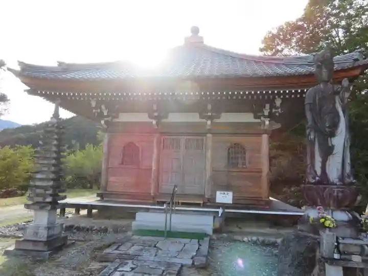 信濃比叡廣拯院のその他建物