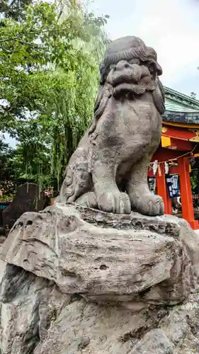 浅草神社の狛犬