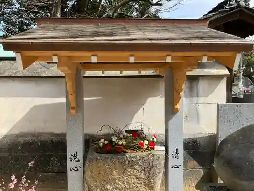 三津厳島神社の手水舎