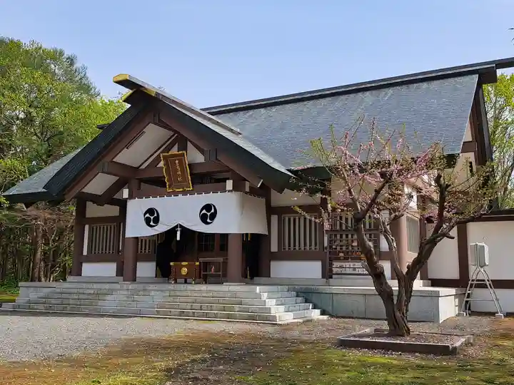 岩内神社の本殿・本堂