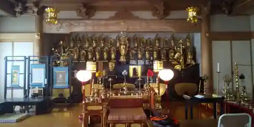 金峰寺の本殿・本堂