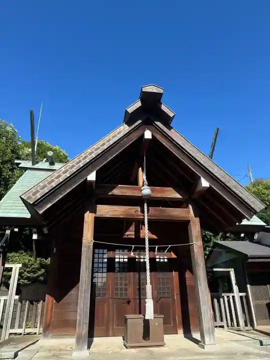 神明社の{uncategorized: "未分類", other: "その他", undefined: "問題あり", building: "その他建物", grave: "お墓", sacred_gate: "鳥居", guardian: "狛犬", statue: "像", buddha: "仏像", history: "歴史", nature: "自然", garden: "庭園", animal: "動物", pagoda: "塔", temizu: "手水舎", mountain_gate: "山門・神門", sanctuary: "本殿・本堂", subordinate: "末社・摂社", art: "芸術", scenery: "景色", jizo: "地蔵", ema: "絵馬", goshuin: "御朱印", omikuji: "おみくじ", items: "授与品その他", amulet: "お守り", goshuincho: "御朱印帳", eats: "食事", festival: "お祭り", votive_dance: "神楽", shichigosan: "七五三参", wedding: "結婚式", experience: "体験その他", initially: "初詣", around: "周辺", anti_infection: "感染症対策"}