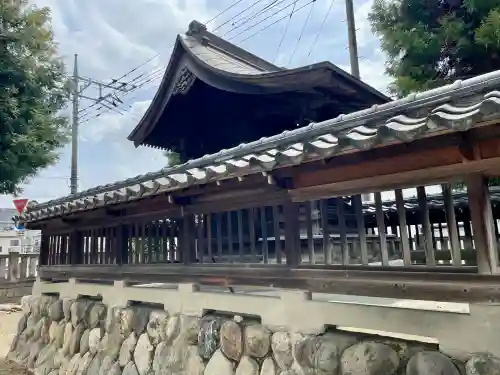 伊奈利神社の{uncategorized: "未分類", other: "その他", undefined: "問題あり", building: "その他建物", grave: "お墓", sacred_gate: "鳥居", guardian: "狛犬", statue: "像", buddha: "仏像", history: "歴史", nature: "自然", garden: "庭園", animal: "動物", pagoda: "塔", temizu: "手水舎", mountain_gate: "山門・神門", sanctuary: "本殿・本堂", subordinate: "末社・摂社", art: "芸術", scenery: "景色", jizo: "地蔵", ema: "絵馬", goshuin: "御朱印", omikuji: "おみくじ", items: "授与品その他", amulet: "お守り", goshuincho: "御朱印帳", eats: "食事", festival: "お祭り", votive_dance: "神楽", shichigosan: "七五三参", wedding: "結婚式", experience: "体験その他", initially: "初詣", around: "周辺", anti_infection: "感染症対策"}