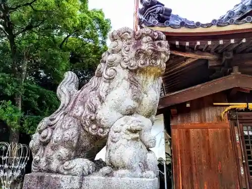 伊久智神社の狛犬