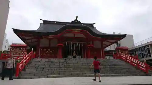花園神社の本殿・本堂