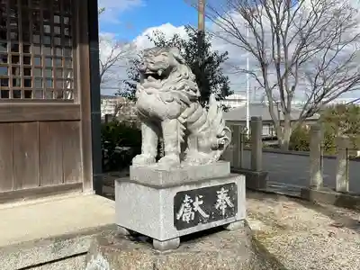 神明神社の狛犬
