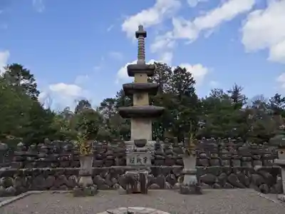 石塔寺(滋賀県)