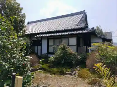来迎寺の本殿・本堂