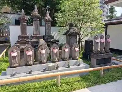 宝勝山　南藏院   蓮光寺(東京都)