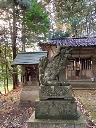 徳神社の狛犬