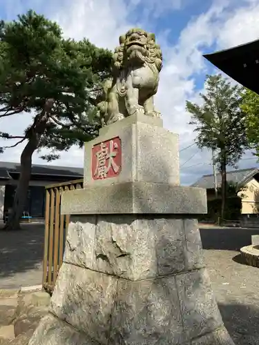 狭山神社の狛犬