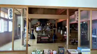 真言寺の本殿・本堂