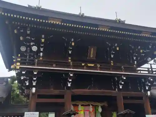 真清田神社の山門・神門