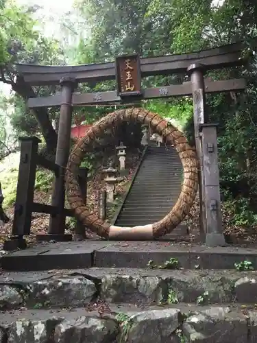 八王寺の鳥居