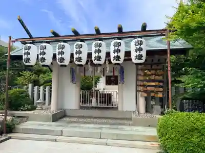 徳王稲荷社・金刀比羅社の{uncategorized: "未分類", other: "その他", undefined: "問題あり", building: "その他建物", grave: "お墓", sacred_gate: "鳥居", guardian: "狛犬", statue: "像", buddha: "仏像", history: "歴史", nature: "自然", garden: "庭園", animal: "動物", pagoda: "塔", temizu: "手水舎", mountain_gate: "山門・神門", sanctuary: "本殿・本堂", subordinate: "末社・摂社", art: "芸術", scenery: "景色", jizo: "地蔵", ema: "絵馬", goshuin: "御朱印", omikuji: "おみくじ", items: "授与品その他", amulet: "お守り", goshuincho: "御朱印帳", eats: "食事", festival: "お祭り", votive_dance: "神楽", shichigosan: "七五三参", wedding: "結婚式", experience: "体験その他", initially: "初詣", around: "周辺", anti_infection: "感染症対策"}