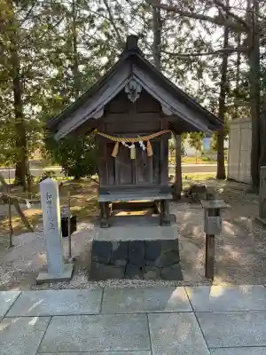 万九千社の{uncategorized: "未分類", other: "その他", undefined: "問題あり", building: "その他建物", grave: "お墓", sacred_gate: "鳥居", guardian: "狛犬", statue: "像", buddha: "仏像", history: "歴史", nature: "自然", garden: "庭園", animal: "動物", pagoda: "塔", temizu: "手水舎", mountain_gate: "山門・神門", sanctuary: "本殿・本堂", subordinate: "末社・摂社", art: "芸術", scenery: "景色", jizo: "地蔵", ema: "絵馬", goshuin: "御朱印", omikuji: "おみくじ", items: "授与品その他", amulet: "お守り", goshuincho: "御朱印帳", eats: "食事", festival: "お祭り", votive_dance: "神楽", shichigosan: "七五三参", wedding: "結婚式", experience: "体験その他", initially: "初詣", around: "周辺", anti_infection: "感染症対策"}