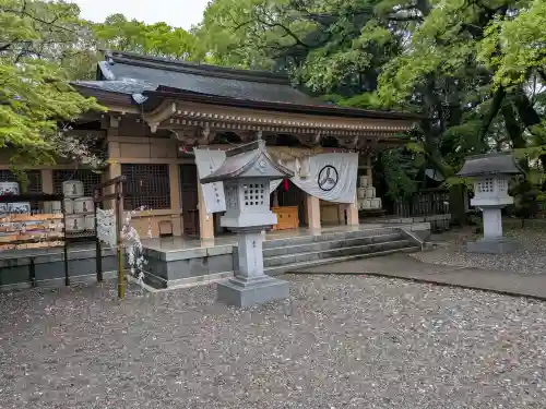 山内神社の{uncategorized: "未分類", other: "その他", undefined: "問題あり", building: "その他建物", grave: "お墓", sacred_gate: "鳥居", guardian: "狛犬", statue: "像", buddha: "仏像", history: "歴史", nature: "自然", garden: "庭園", animal: "動物", pagoda: "塔", temizu: "手水舎", mountain_gate: "山門・神門", sanctuary: "本殿・本堂", subordinate: "末社・摂社", art: "芸術", scenery: "景色", jizo: "地蔵", ema: "絵馬", goshuin: "御朱印", omikuji: "おみくじ", items: "授与品その他", amulet: "お守り", goshuincho: "御朱印帳", eats: "食事", festival: "お祭り", votive_dance: "神楽", shichigosan: "七五三参", wedding: "結婚式", experience: "体験その他", initially: "初詣", around: "周辺", anti_infection: "感染症対策"}