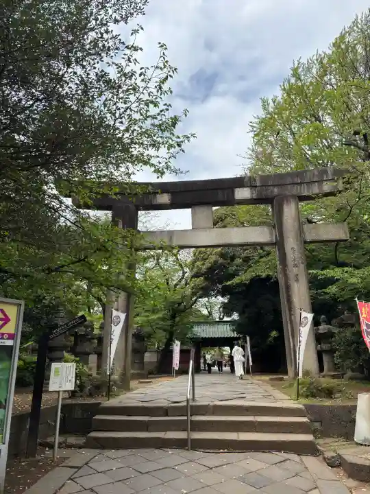 上野東照宮の{uncategorized: "未分類", other: "その他", undefined: "問題あり", building: "その他建物", grave: "お墓", sacred_gate: "鳥居", guardian: "狛犬", statue: "像", buddha: "仏像", history: "歴史", nature: "自然", garden: "庭園", animal: "動物", pagoda: "塔", temizu: "手水舎", mountain_gate: "山門・神門", sanctuary: "本殿・本堂", subordinate: "末社・摂社", art: "芸術", scenery: "景色", jizo: "地蔵", ema: "絵馬", goshuin: "御朱印", omikuji: "おみくじ", items: "授与品その他", amulet: "お守り", goshuincho: "御朱印帳", eats: "食事", festival: "お祭り", votive_dance: "神楽", shichigosan: "七五三参", wedding: "結婚式", experience: "体験その他", initially: "初詣", around: "周辺", anti_infection: "感染症対策"}