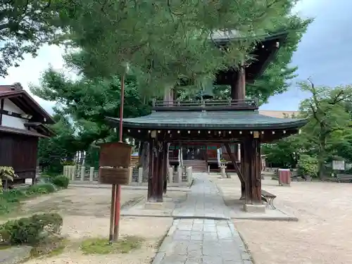 飛騨国分寺の山門