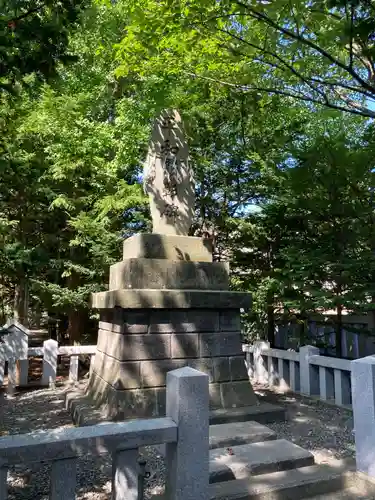 篠路神社の像