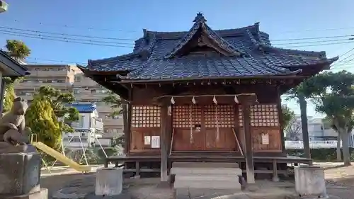 谷古宇稲荷神社の本殿