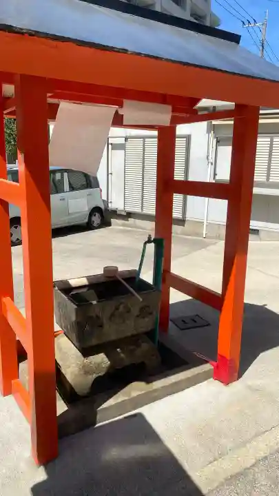 杉山稲荷神社の{uncategorized: "未分類", other: "その他", undefined: "問題あり", building: "その他建物", grave: "お墓", sacred_gate: "鳥居", guardian: "狛犬", statue: "像", buddha: "仏像", history: "歴史", nature: "自然", garden: "庭園", animal: "動物", pagoda: "塔", temizu: "手水舎", mountain_gate: "山門・神門", sanctuary: "本殿・本堂", subordinate: "末社・摂社", art: "芸術", scenery: "景色", jizo: "地蔵", ema: "絵馬", goshuin: "御朱印", omikuji: "おみくじ", items: "授与品その他", amulet: "お守り", goshuincho: "御朱印帳", eats: "食事", festival: "お祭り", votive_dance: "神楽", shichigosan: "七五三参", wedding: "結婚式", experience: "体験その他", initially: "初詣", around: "周辺", anti_infection: "感染症対策"}